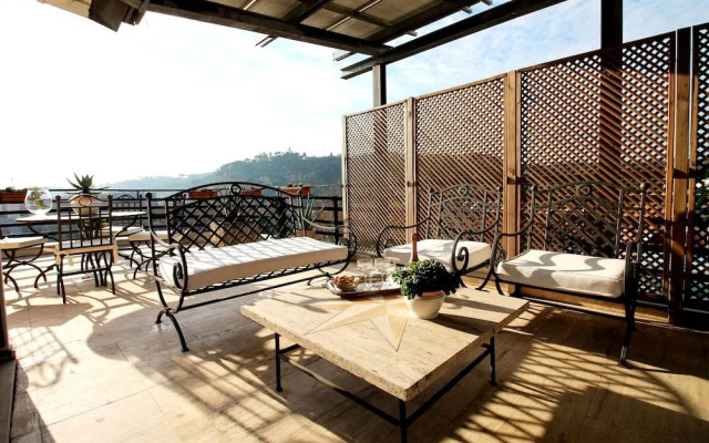 See St Peter from a Luxurious Terrace