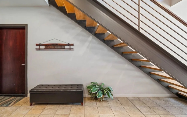 Blackhawk 2817 4 Bedroom Townhouse by RedAwning