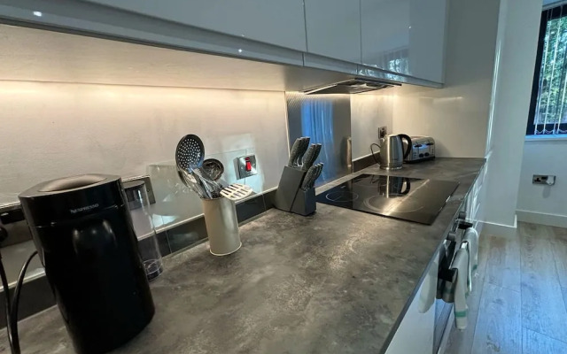 Cozy Studio in Solihull - NEC or Airport