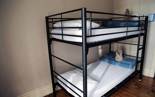Nomads All Nations - Hostel