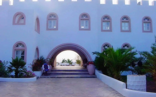 Porto Scoutari Romantic Hotel