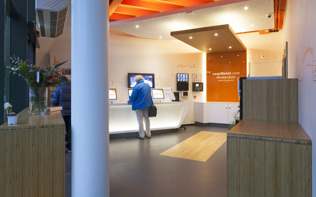 easyHotel Amsterdam Arena Boulevard