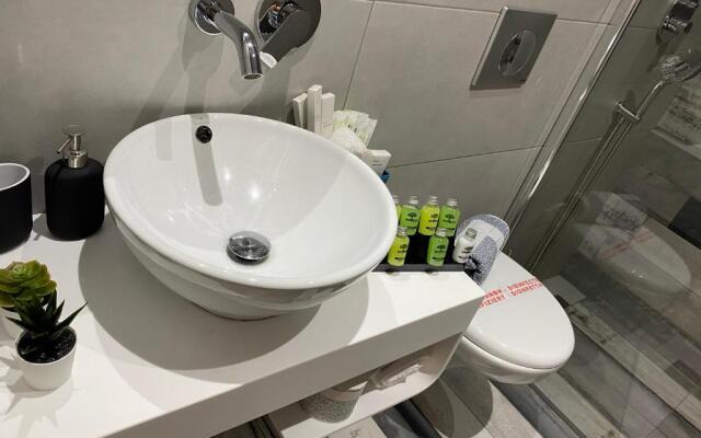 V-Suites