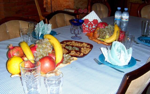 Hotel Nadikvari