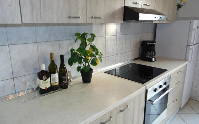 Apartment 3