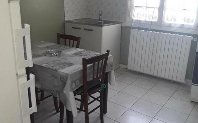 Gãžte Bourdeilles, 4 PiãˆCes, 6 Personnes - Fr-1-616-201