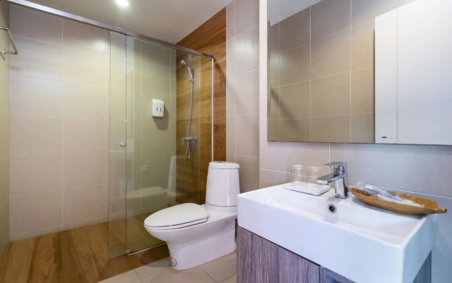 The Thames Pool Access Resort SHA+