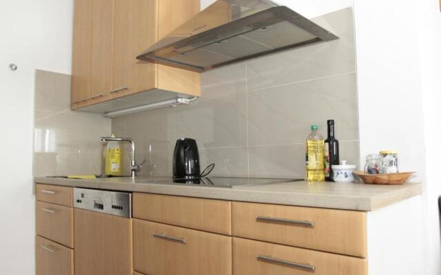 Stay-In Vienna 23