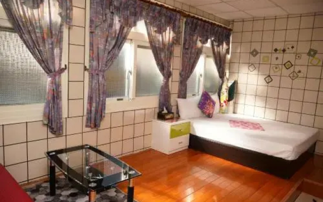 Hsin Hsin Hotel