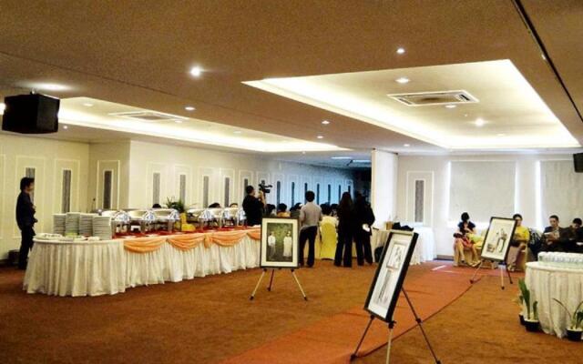Puri Denpasar Hotel