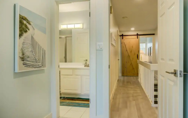2 C, Three Bedroom Townhome