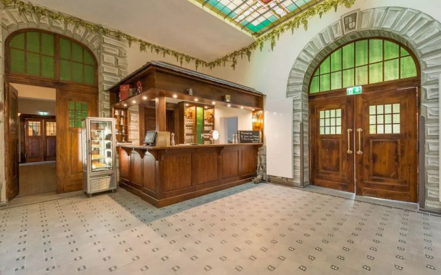 hotelImage