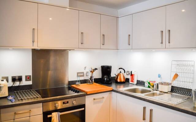 Spacious 2 Bedroom Home