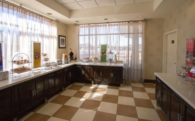 Hampton Inn Tucson-Airport