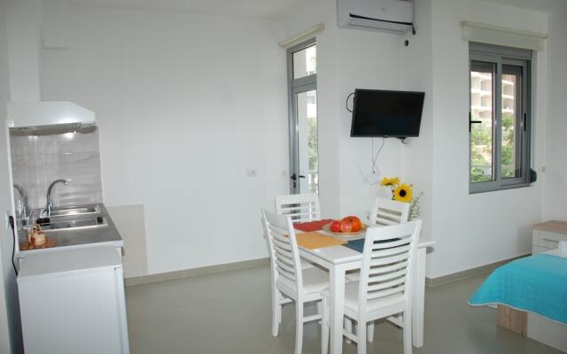 Elegance Apartments