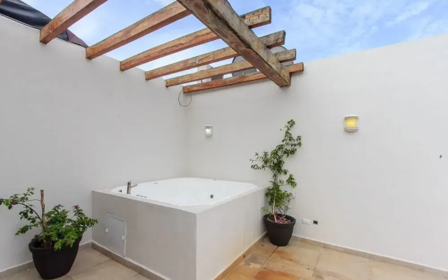 Plaza Par.1203 Penthouse