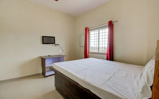 Sri Krishna Deluxe by OYO Rooms