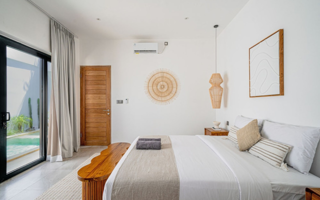 Villa Madeleine Uluwatu – Guest Rooms – Pecatu