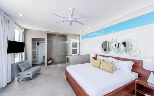 2bdr Beachside Vacation Villa, Hotel Amenities v6