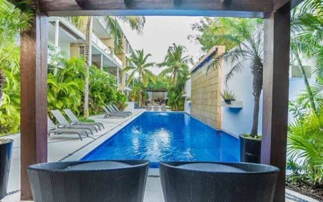 Oasis12 by Playa Moments