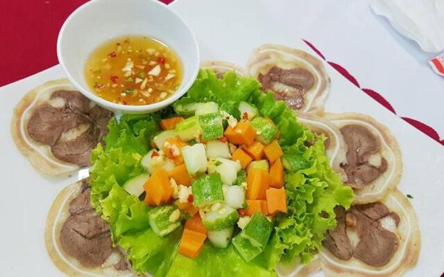 Amanda Quang Binh Hotel