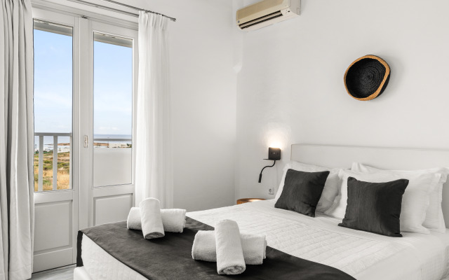 Mr & Mrs White Paros Suites & More