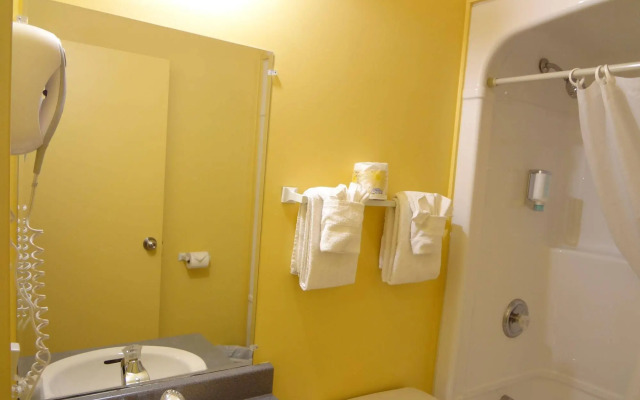 Canadas Best Value Inn Kapuskasing
