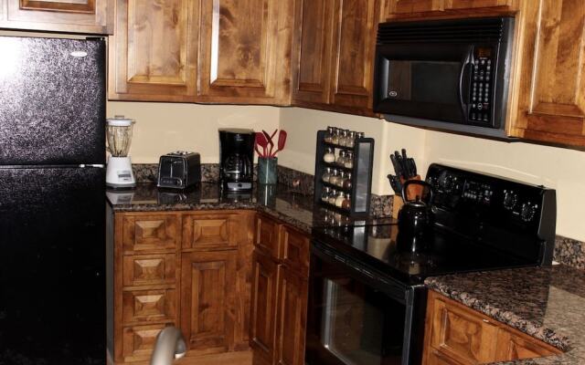 Bella Sirena 1BR 603-v by Casago