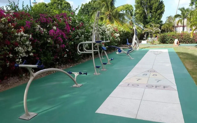 Southern Palms Beach Club