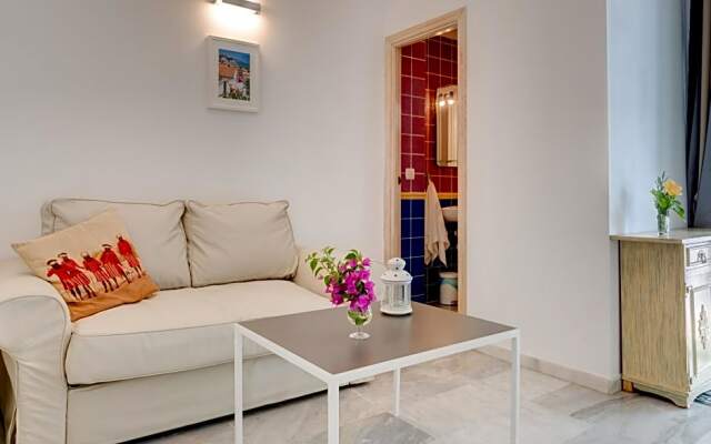 Hostal Almijara