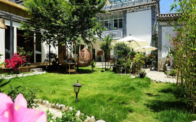 Dali Five Elements Hostel