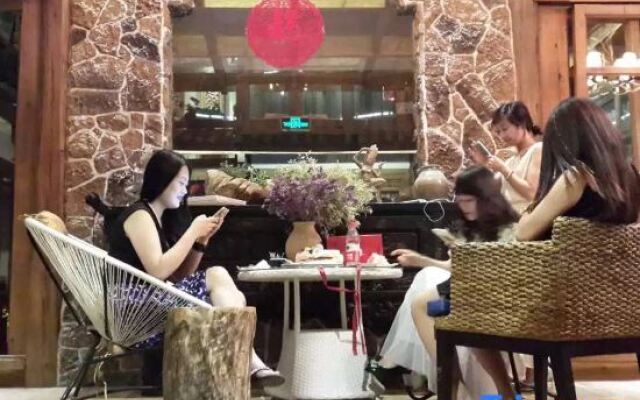 Tiancun Inn (Lijiang Shuhe Ancient Town)