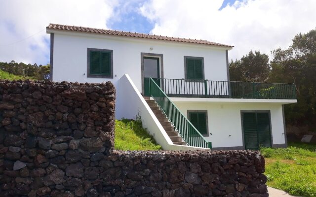 House with 2 Bedrooms in Horta, with Wonderful Sea View, Enclosed Garden And Wifi - 4 Km From the Beach