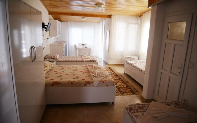 Huzur Hotel