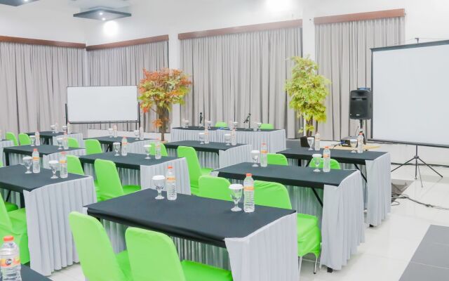 Fizz Hotel Lombok