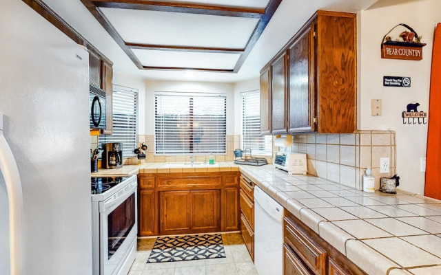 Rosie's Hideaway #331