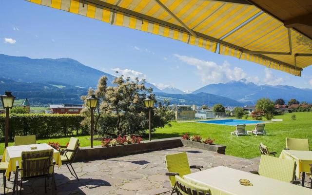Hotel Huberhof