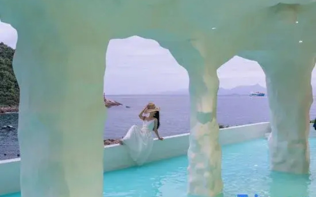 Qushu Adaman · Sky Villa