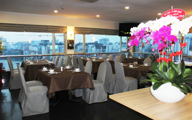 Liberty 2 Hotel
