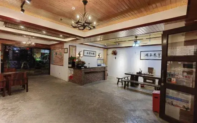 Huangyao Courtyard Inn