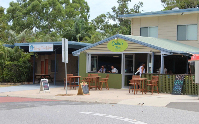 Mango Tree Motel