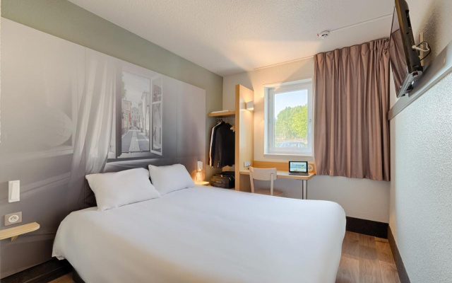 B&B HOTEL AIX EN PROVENCE Pont de l'Arc