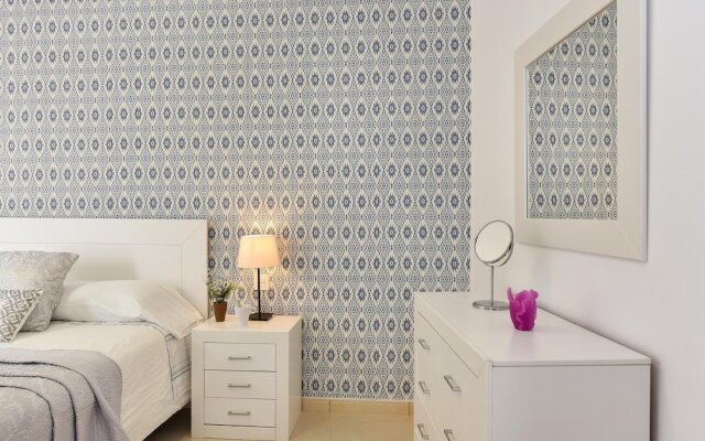 Modern and New Apartment in Arinaga Playa 2B