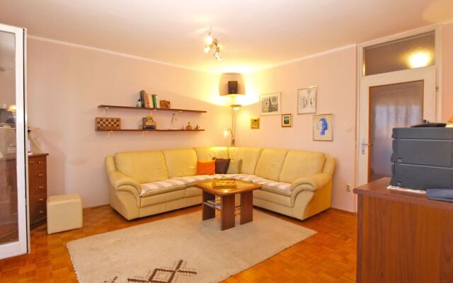 Apartment 1635