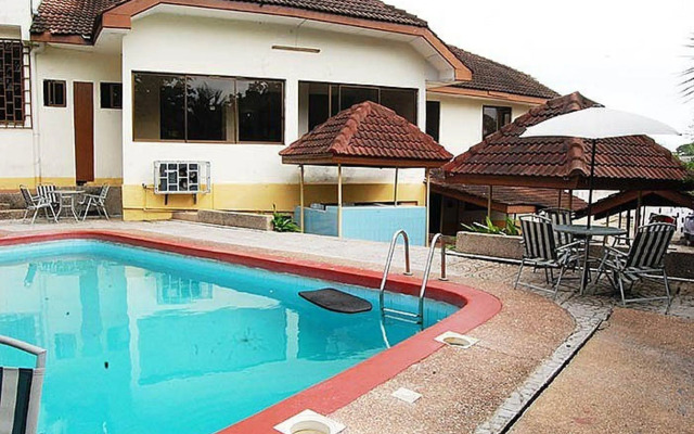 Valley Beach Hotel