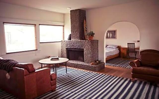 Gjelina Hotel