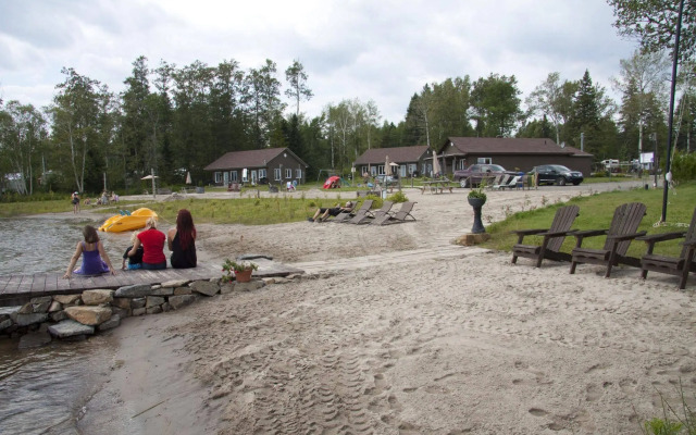 Les Chalets Baie Cascouia