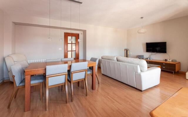 Apartamentos El Llombo