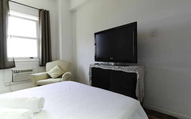 LineRio Copacabana Family Residence 350