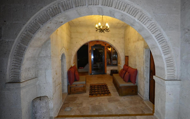Apex Cave Hotel